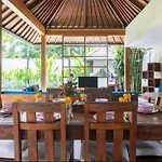 Villa Bunga Neil